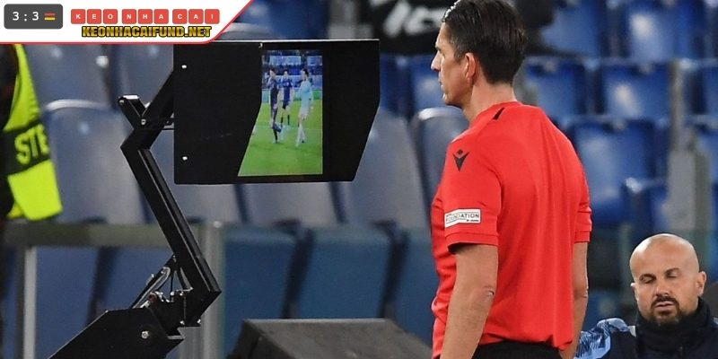 Các tình huống var can thiệp trong trận đấu